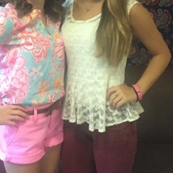 White Flower Lace Peplum Top - Picture 3 of 3